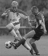 2mannschaft2.jpg 198x233