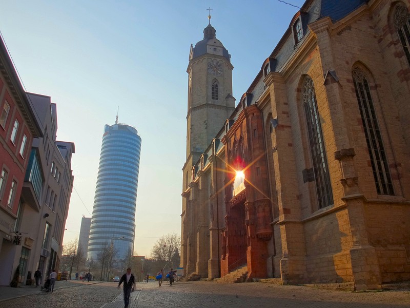 Historisch und Modern nebeneinander
