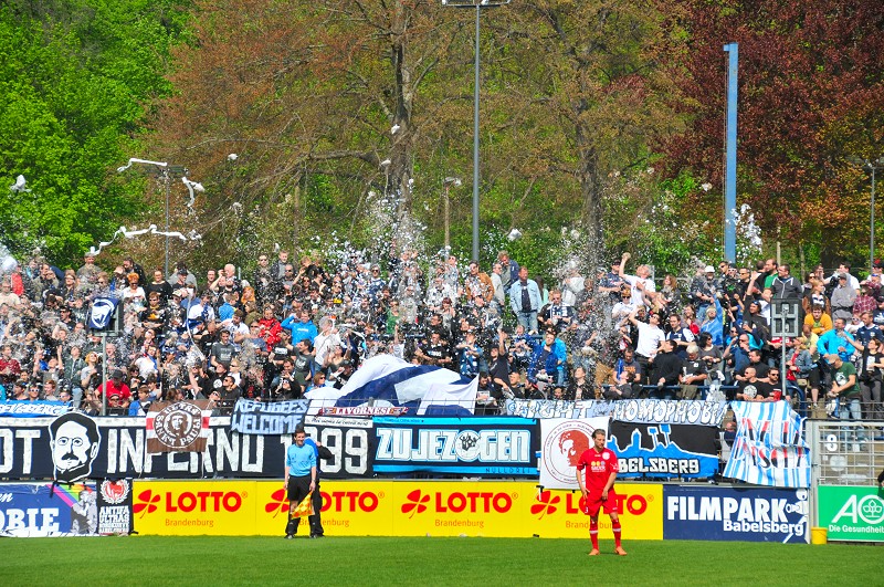 Trotz schwieriger Randbedingungen optimistische Nordkurve
